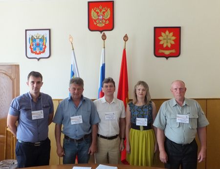 «Круглый стол» с представителями местных отделений политических партий Песчанокопского района